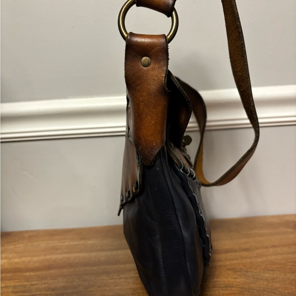 Navy blue and brown, gorgeous, smooth leather bag - Picture 3 of 8